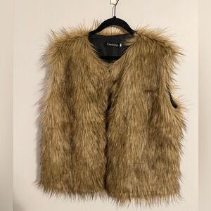 Tanming Women's Faux Fur Vest - Brown